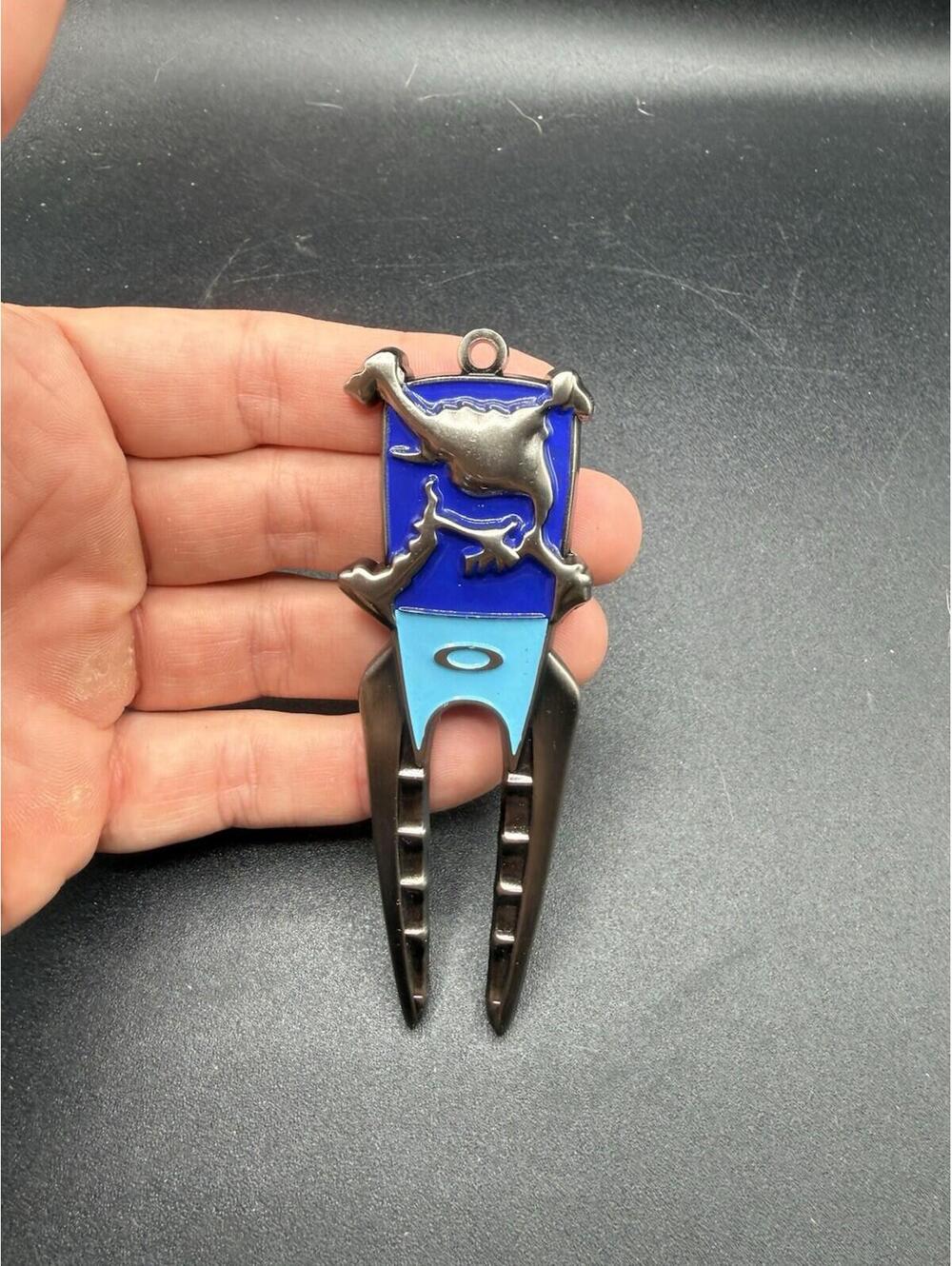 Oakley Golf X-Metal Skull Divot Repair Tool Blue Stainless